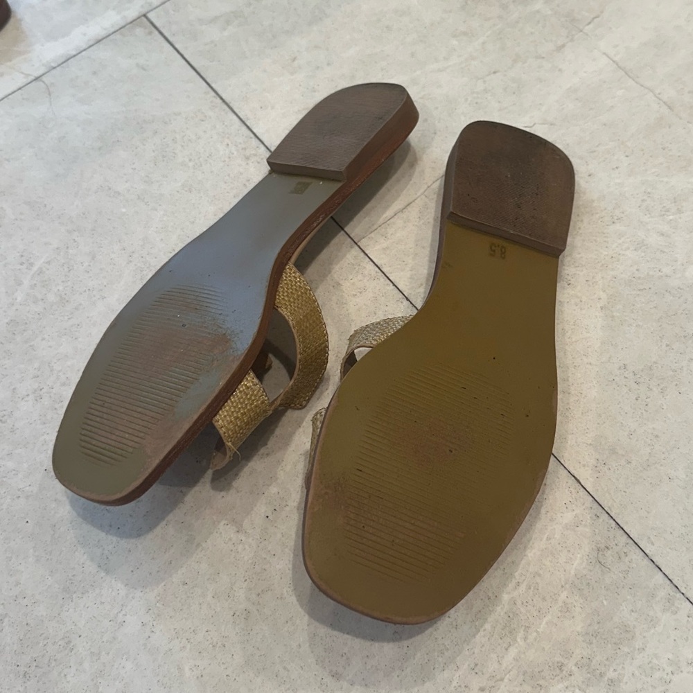 Steve Madden Women's raffia Slide Sandals - Picture 2 of 2